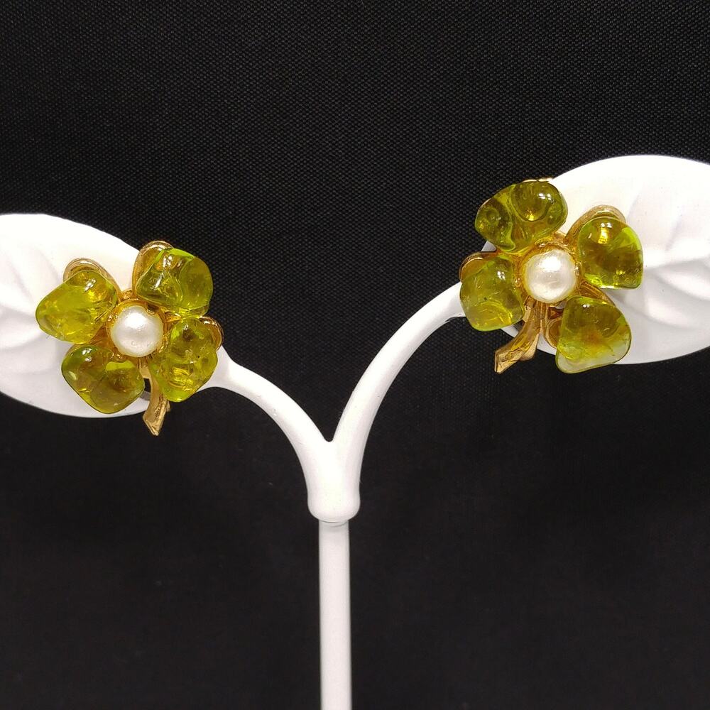Vintage Peridot Gemstone Four Leaf Clover Earrings, Pearls, Gold Plated, 1950s